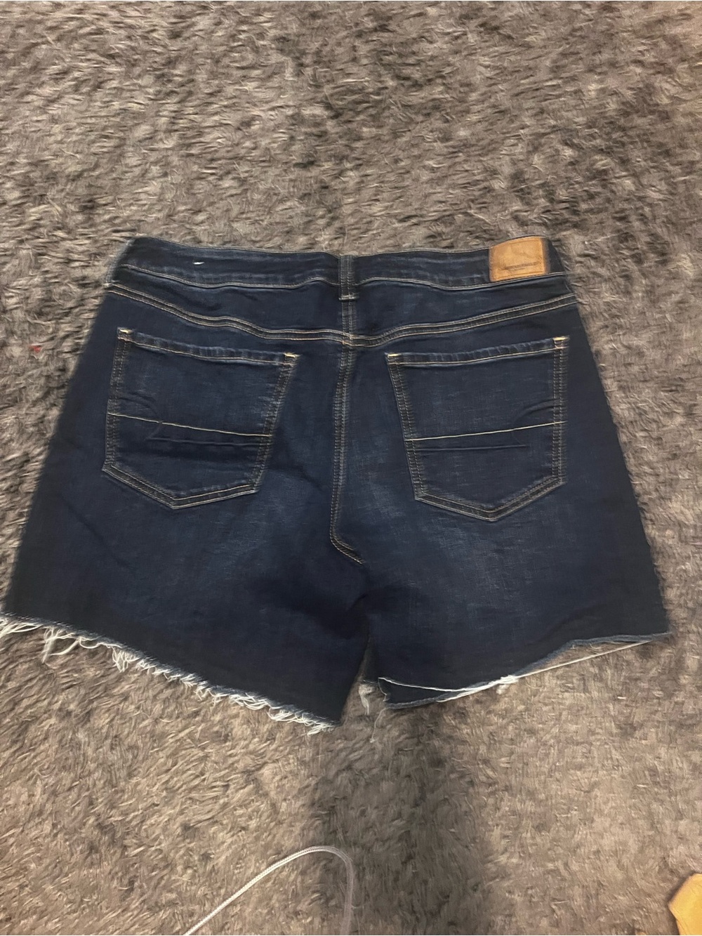 American Eagle Outfitters Dark Wash Denim Cutoff Shorts 12 - Picture 2 of 3